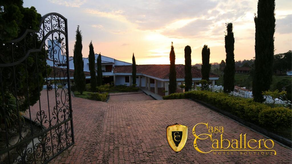 Casa Caballero Hotel Boutique ซาเลนโต ภายนอก รูปภาพ