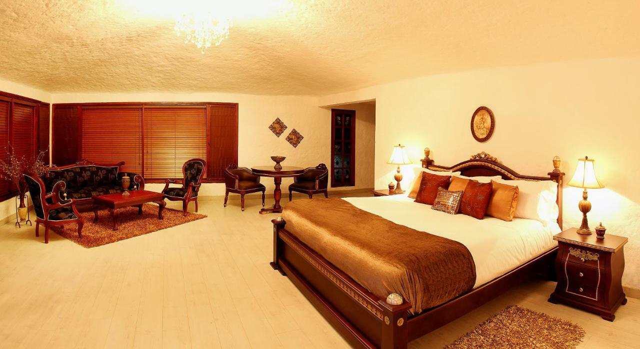 Casa Caballero Hotel Boutique ซาเลนโต ภายนอก รูปภาพ